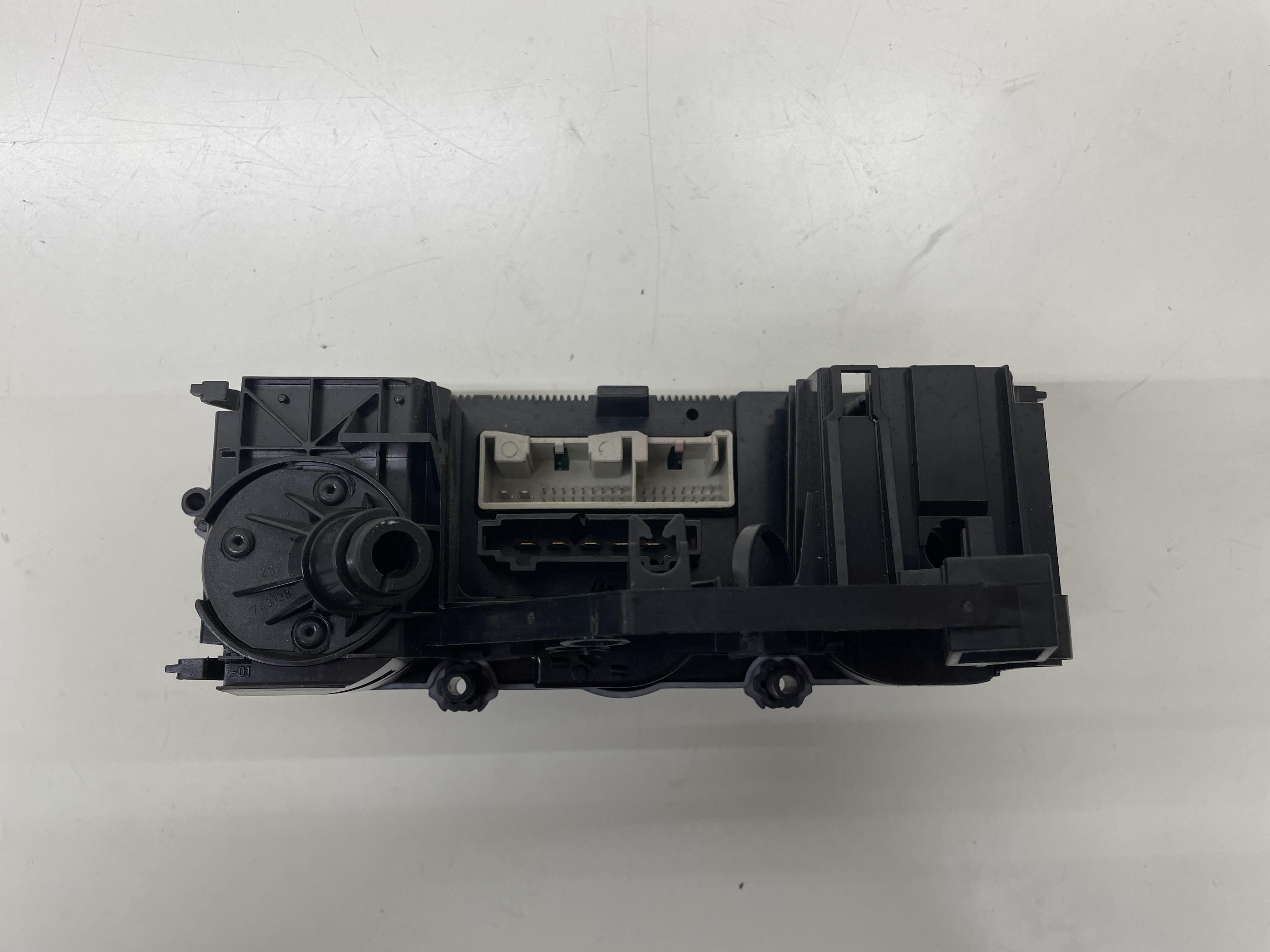 Miniatura 7
