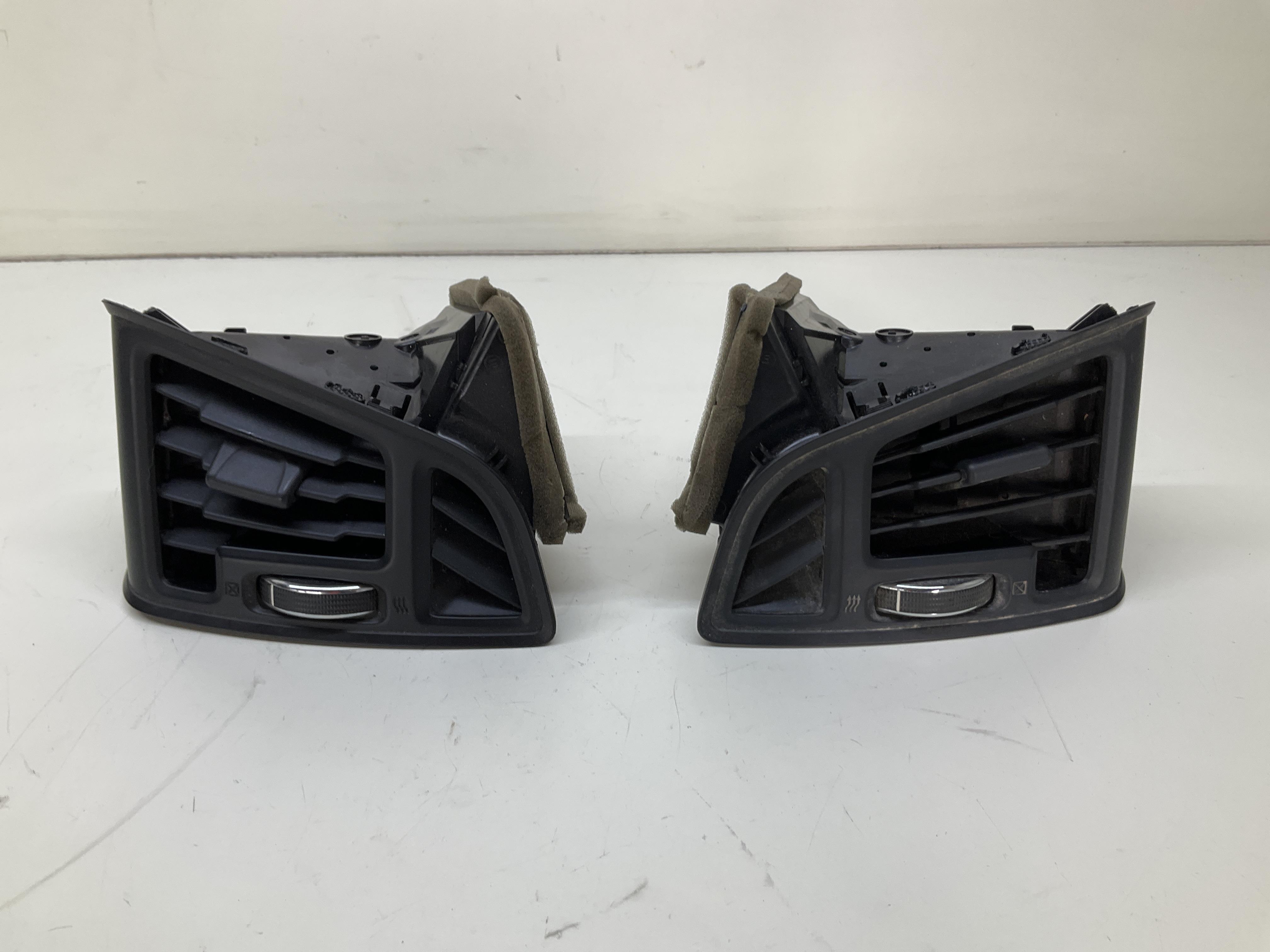 Bocchette Aria Cruscotto Dx E Sx Usato