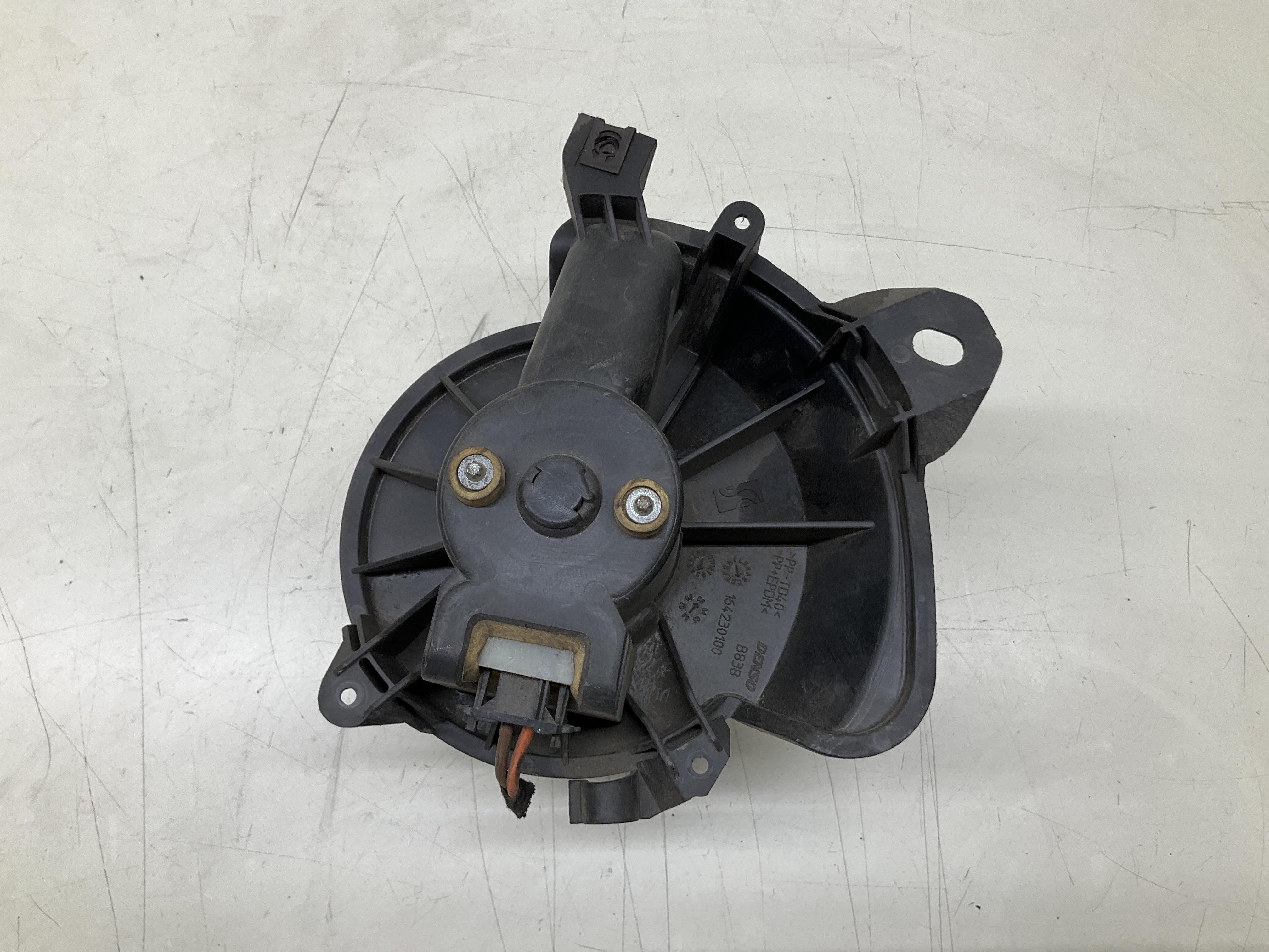 Ventola Motorino Ventilazione Abitacolo Usato