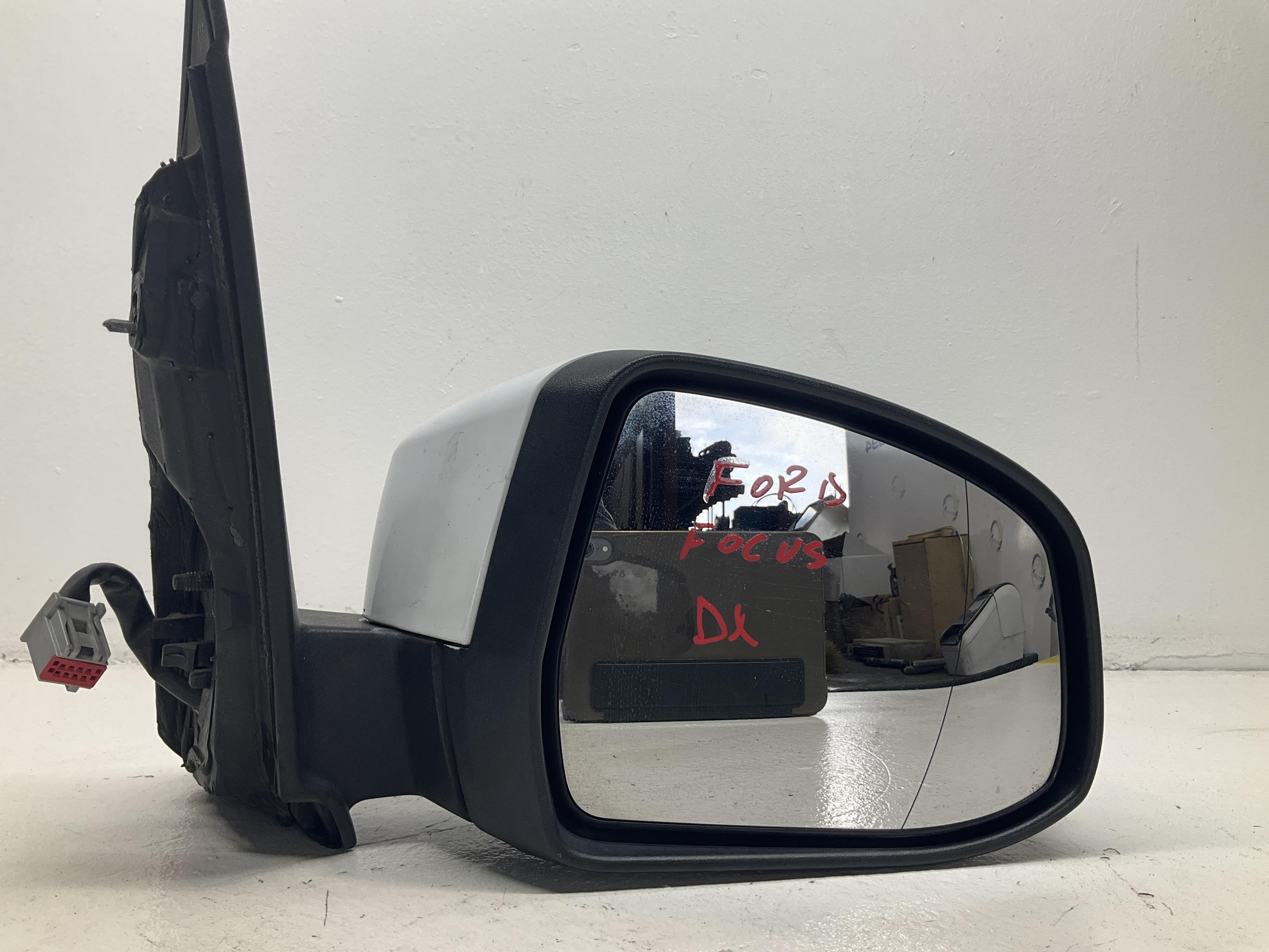 Retrovisore Est. Destro Usato