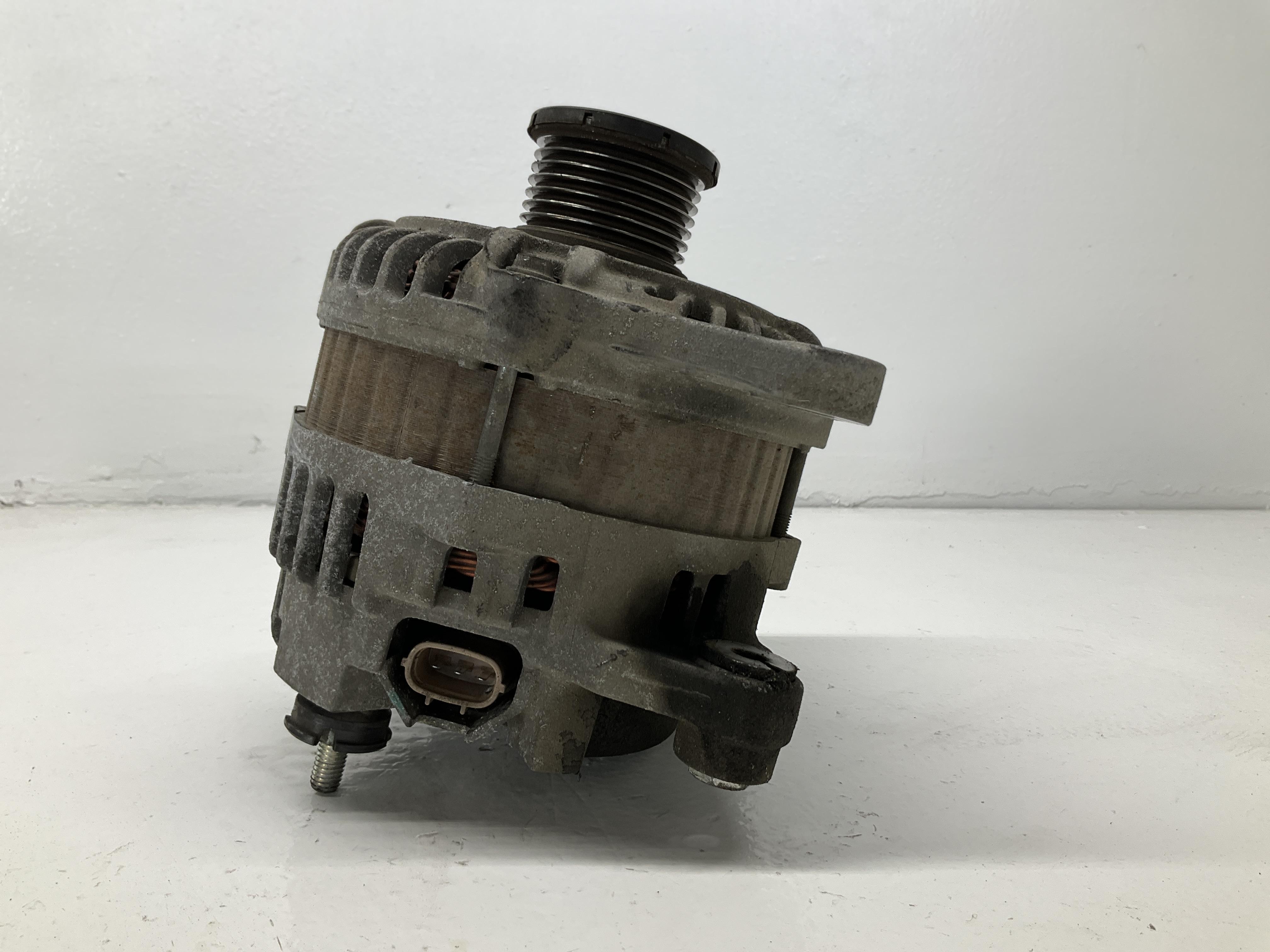 Alternatore (Valeo) Usato