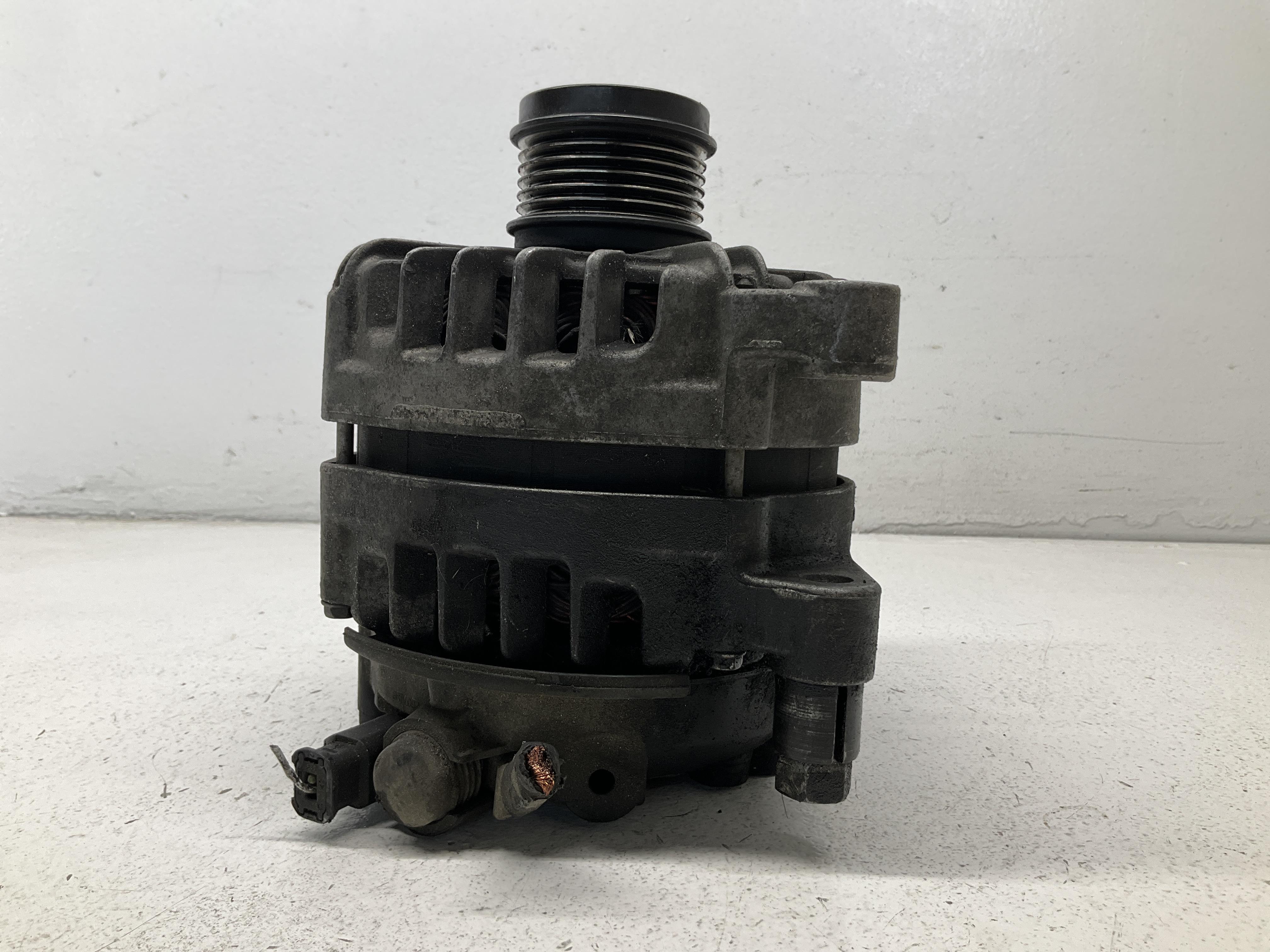 Alternatore (Valeo) Usato
