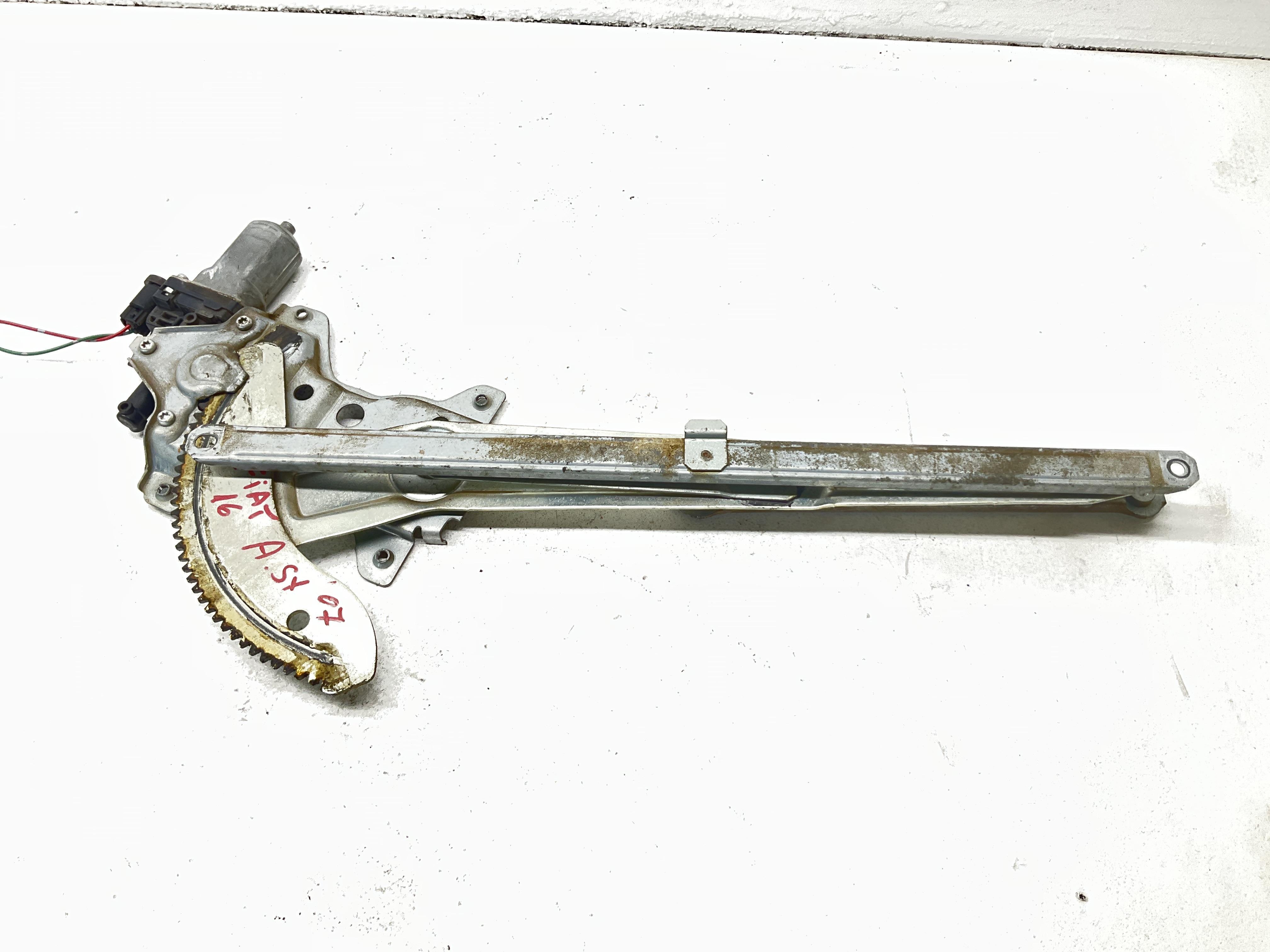 Motorino Alzacristallo Porta Ant. Sinistro Usato