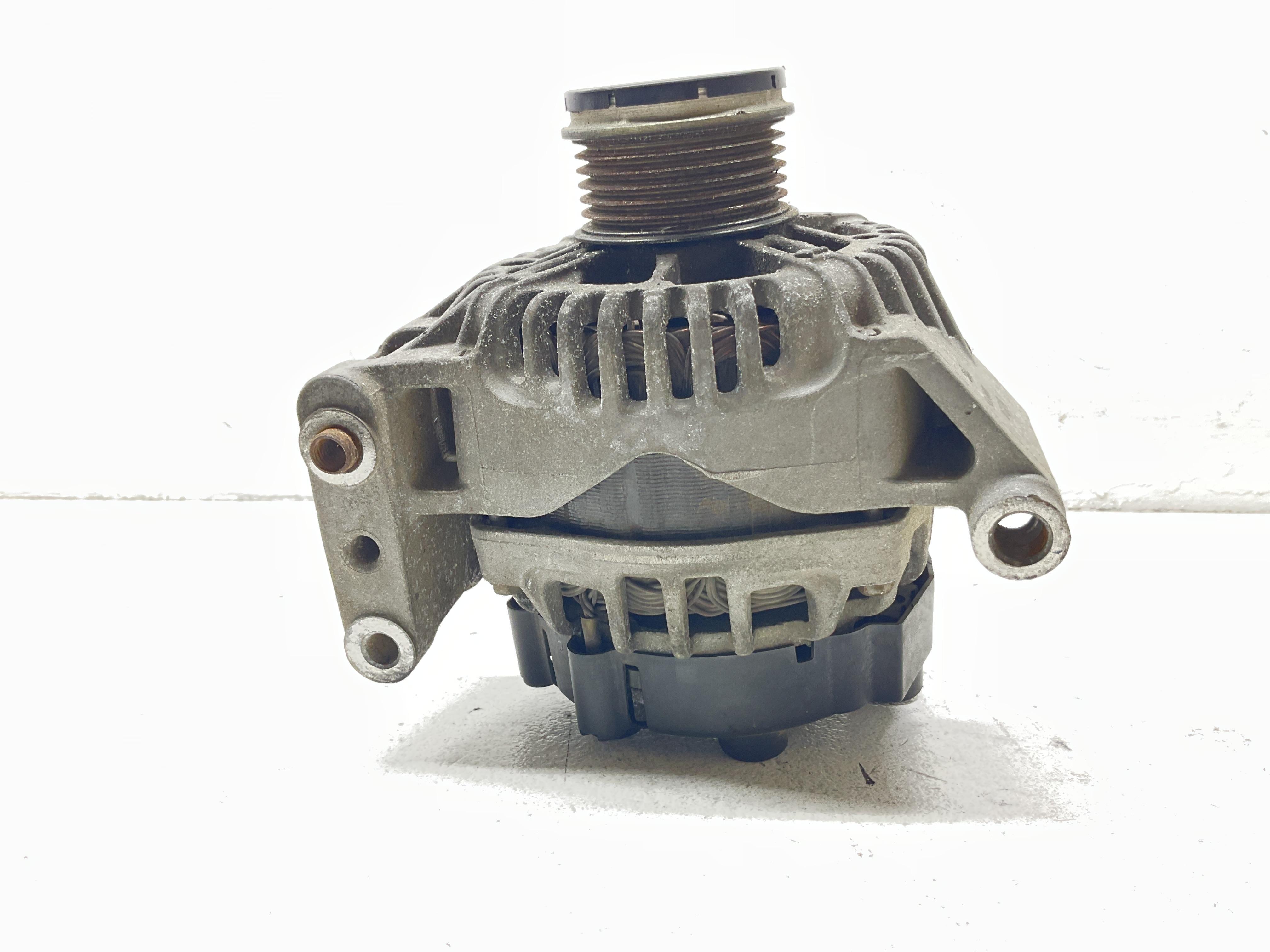 Alternatore (Valeo) Usato