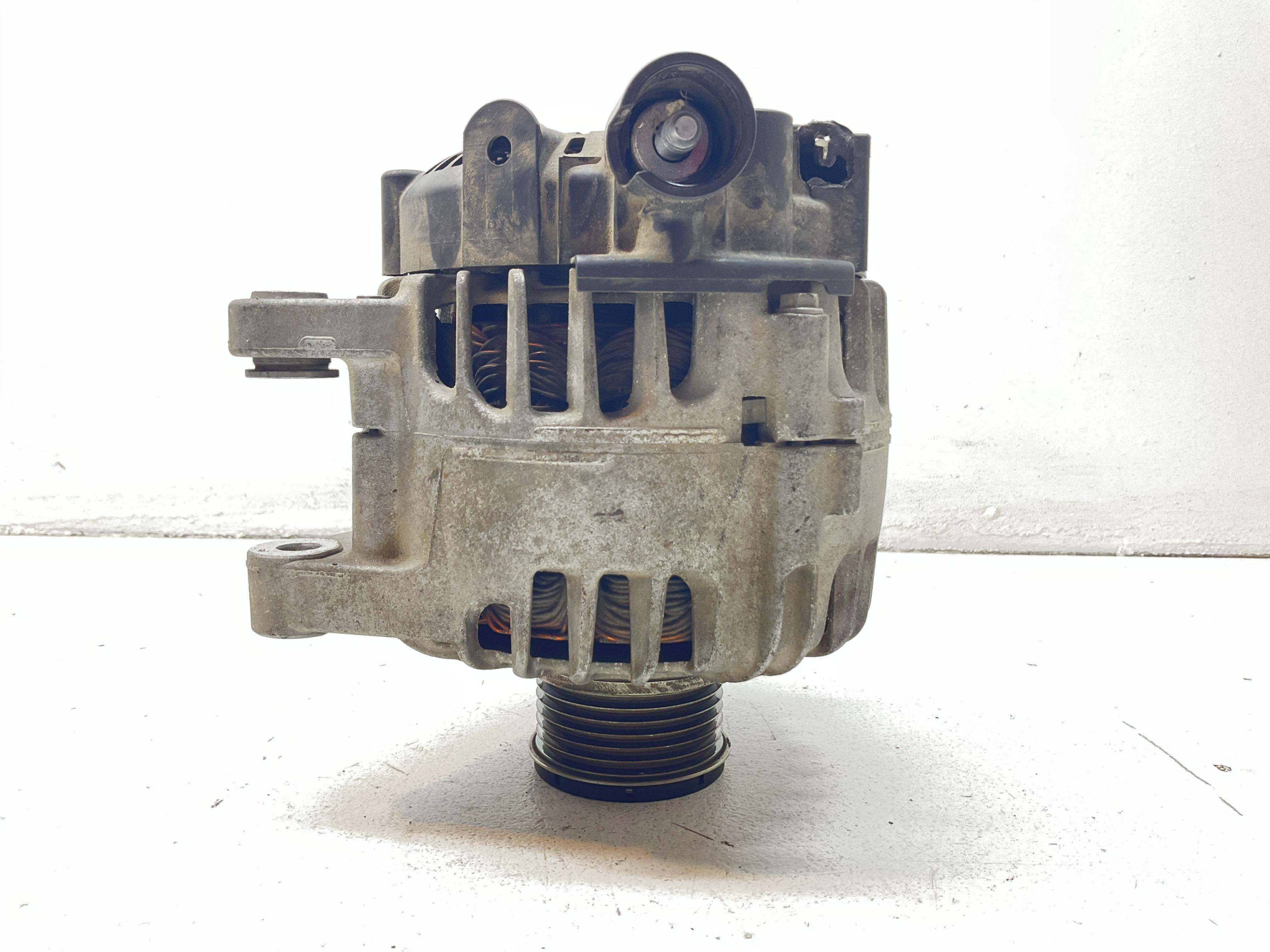 Alternatore (Valeo) Usato