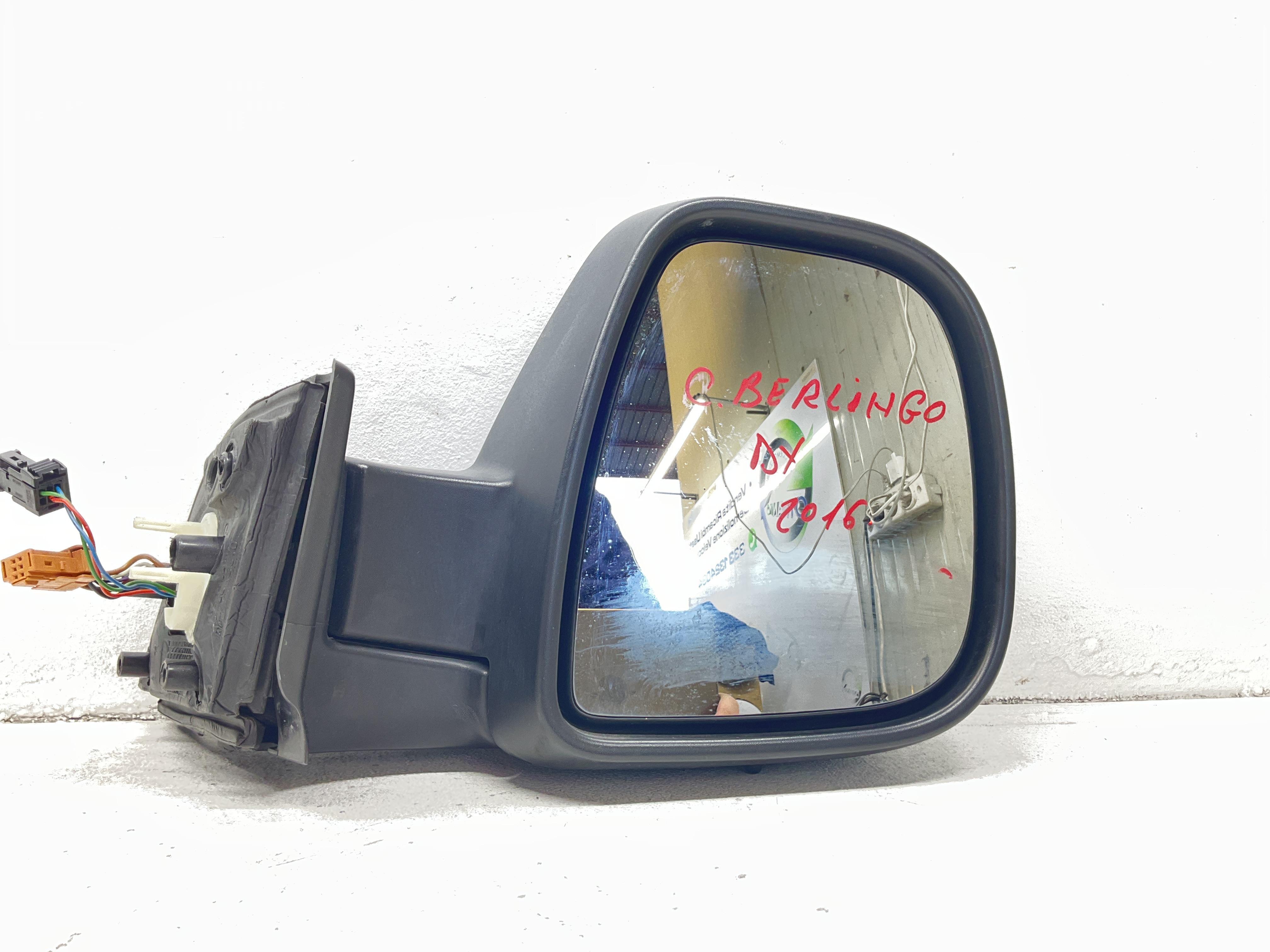 Retrovisore Est. Destro Usato