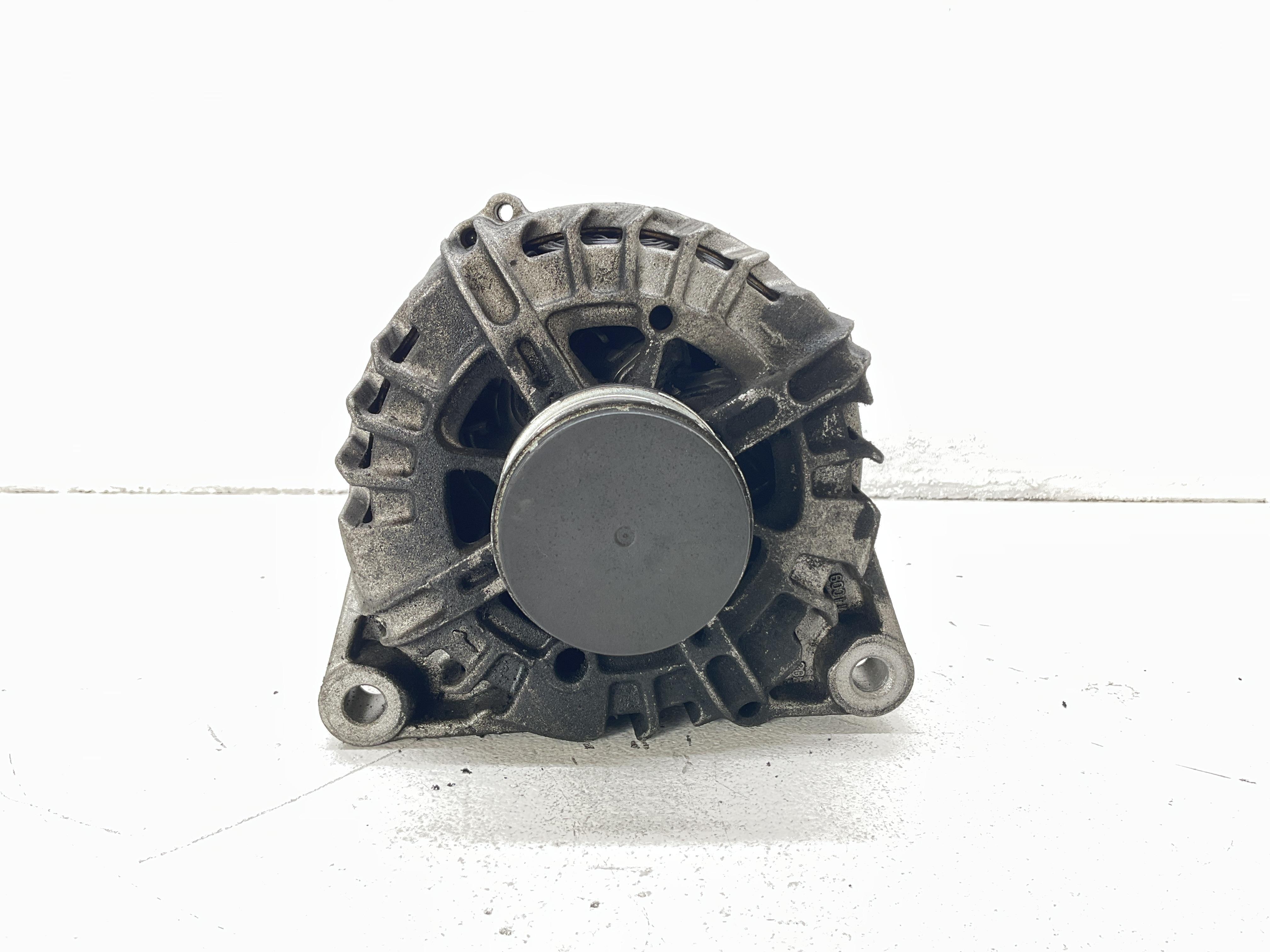 Alternatore (Valeo) Usato