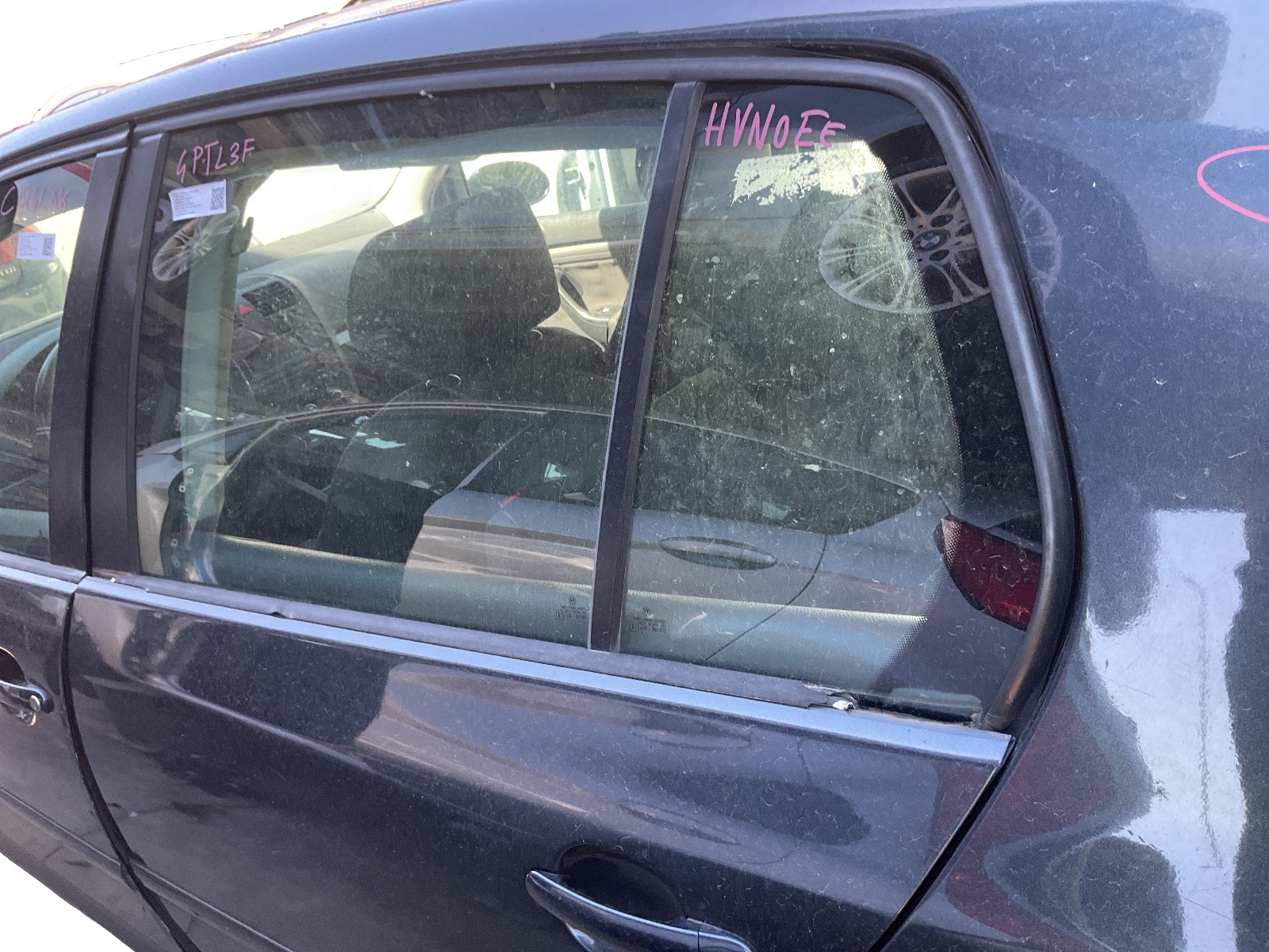 Scendente Porta Post. Sinistro 1K6845025B Usato