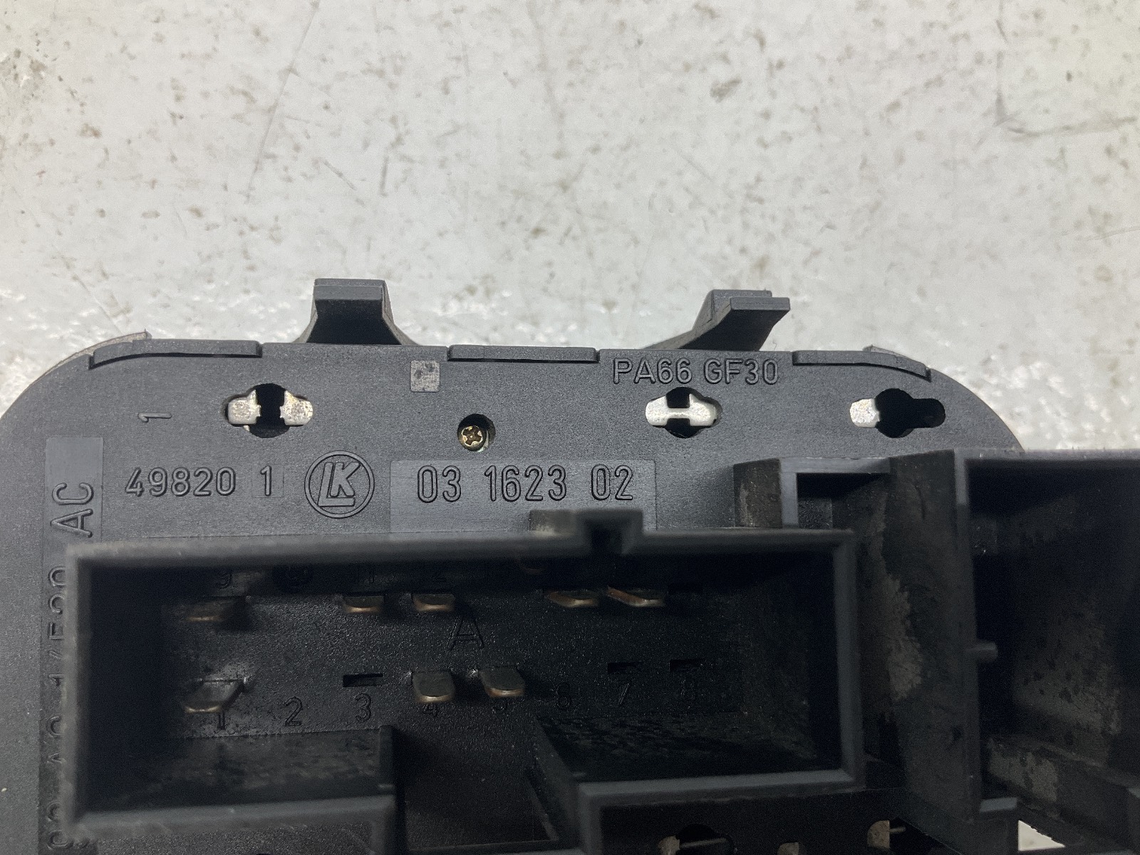 Miniatura 6